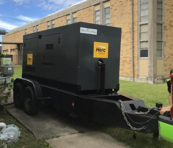 Commercial sized generator used on SERVPRO Mitigation job